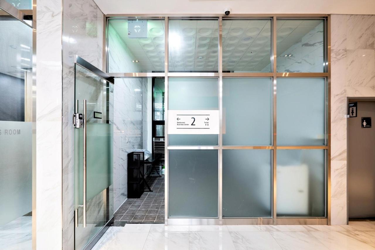Siheung Seoul Tourist Hotel Bagian luar foto