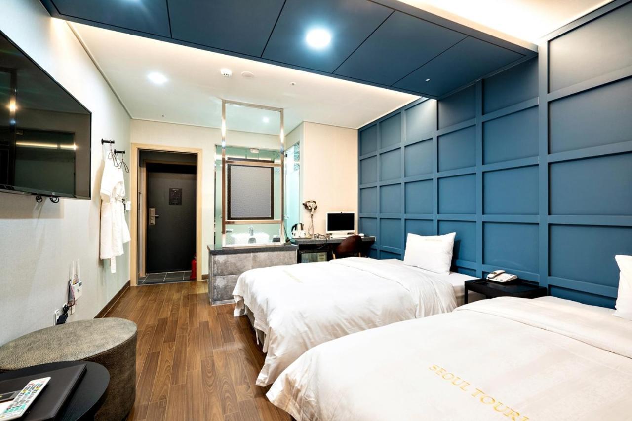 Siheung Seoul Tourist Hotel Bagian luar foto
