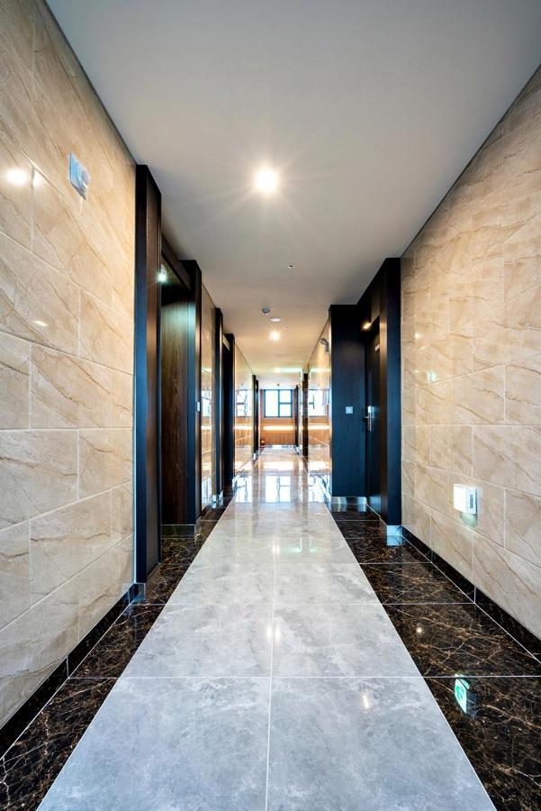 Siheung Seoul Tourist Hotel Bagian luar foto